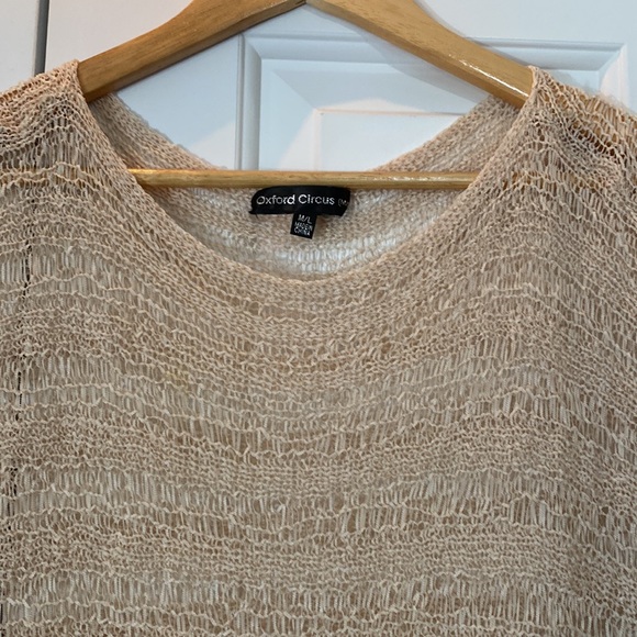 Oxford Circus Tan Top Size M/L - Picture 2 of 3